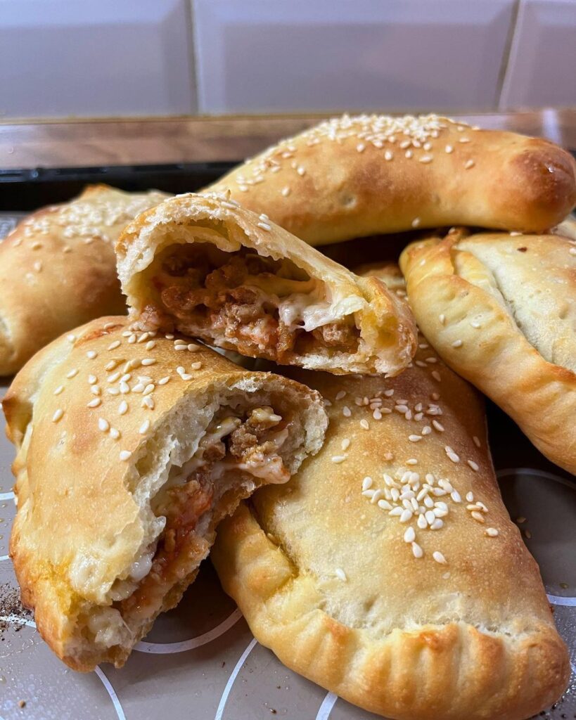 Sajtos-húsos calzone ❤️
