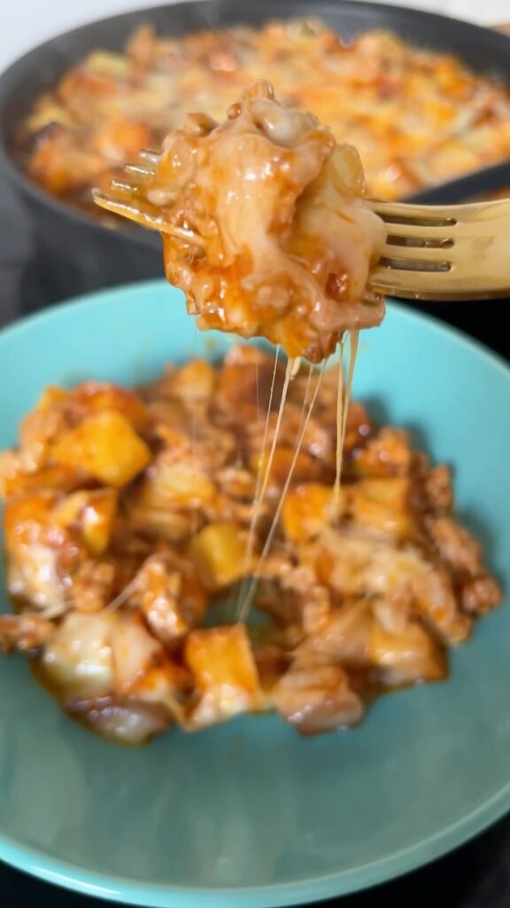 A bolognai ragu nem csak tésztával működik, airfryeres krumplival és sajttal is isteni ❤️