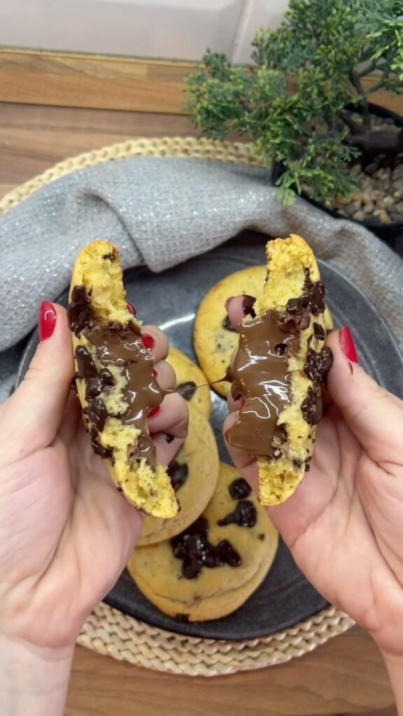 Nutellaval töltött amerikai csokis keksz 🤤