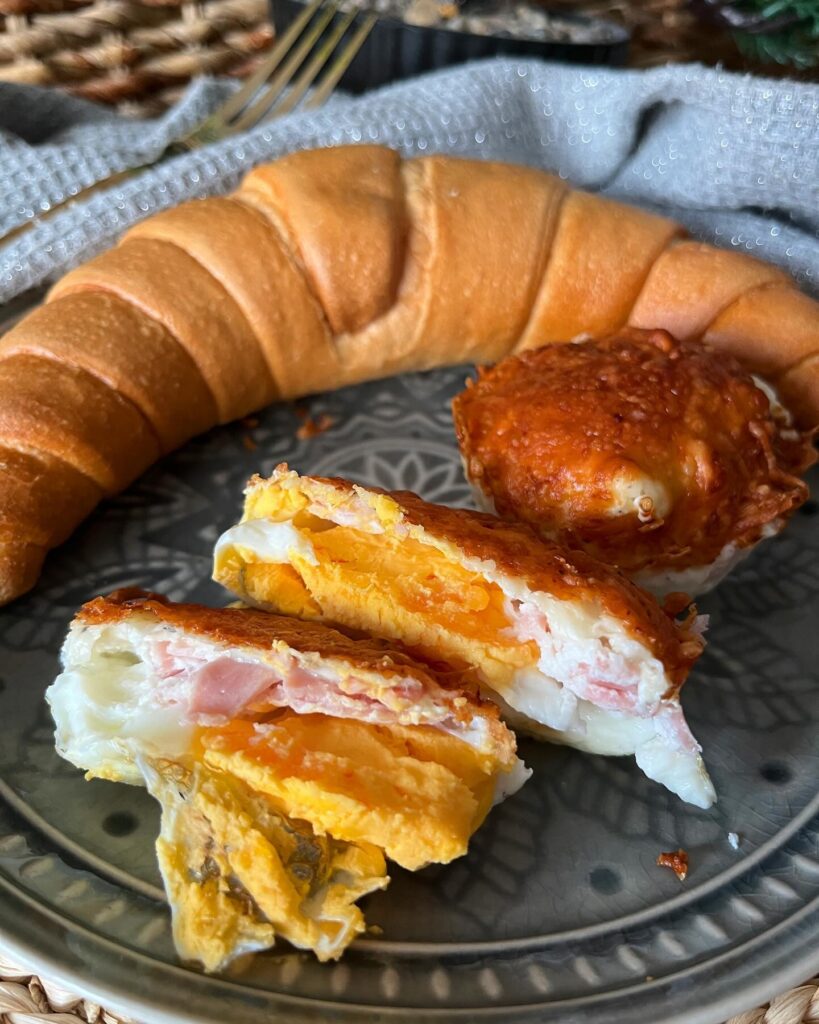 Sonkás-sajtos tojásmuffin airfryerben ❤️🥖🍳🥚
