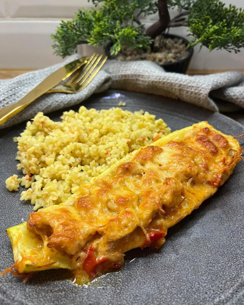 Cajun csirkés töltött cukkini bulgurral ❤️