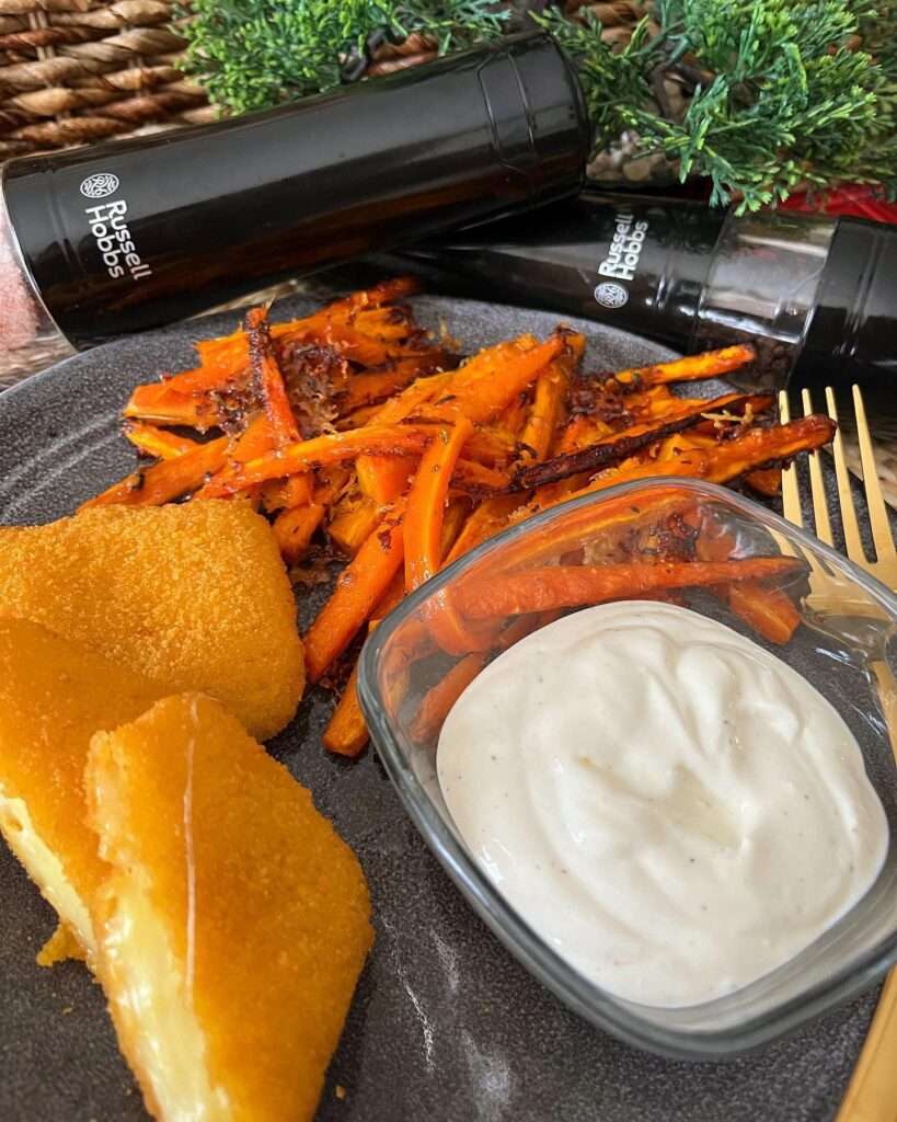 Fűszeres parmezános répa hasáb airfryeres rántott sajttal és tartár mártással ❤️