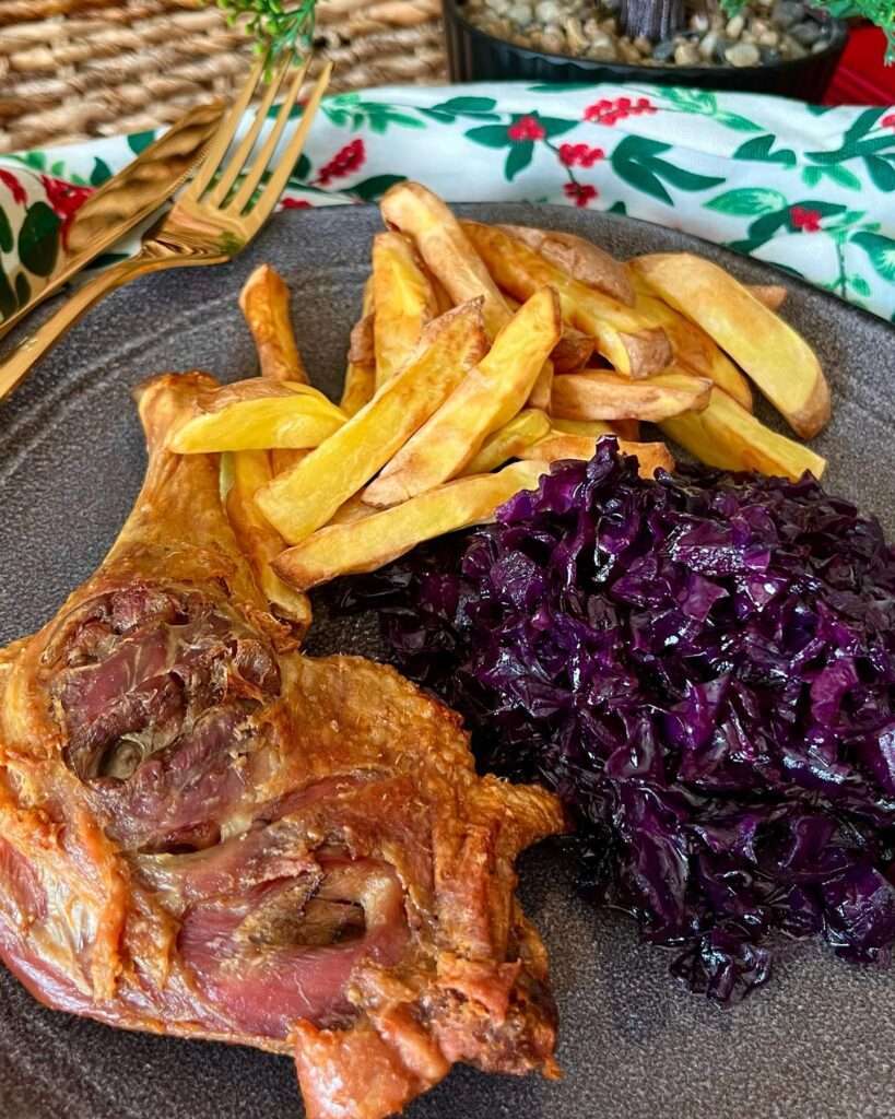 Kacsa sült balzsamecetes párolt káposztával, airfryeres krumplival 🦆💜🍟