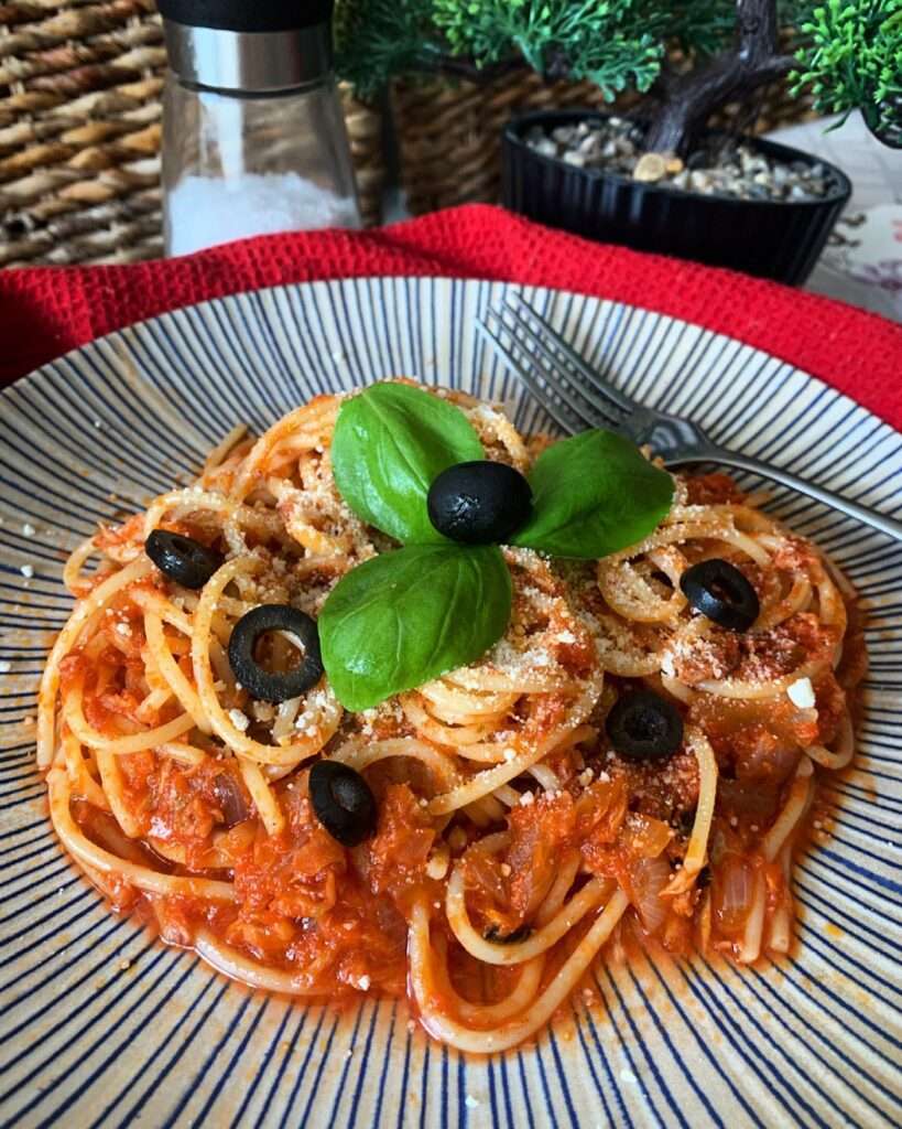 Tonhalas-olívás tészta 🍝🫒🍅🐟