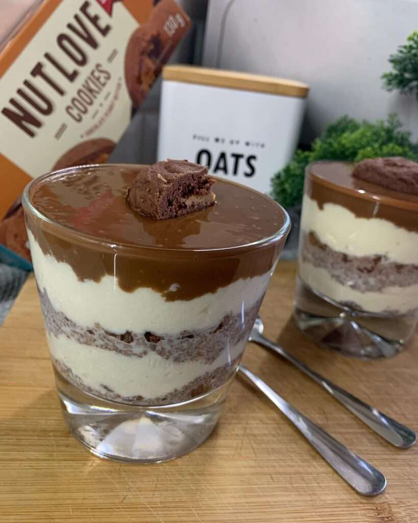 Könnyed nyári pohárkrém mogyivajas keksszel ☀️🌞🍪