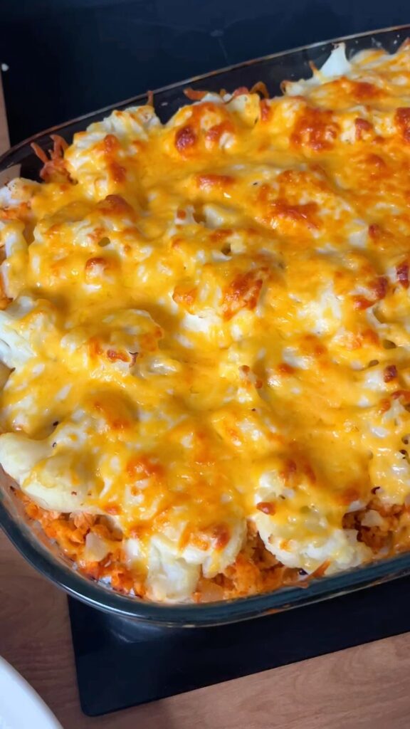Szaftos cheddar sajtos rakott karfiol
