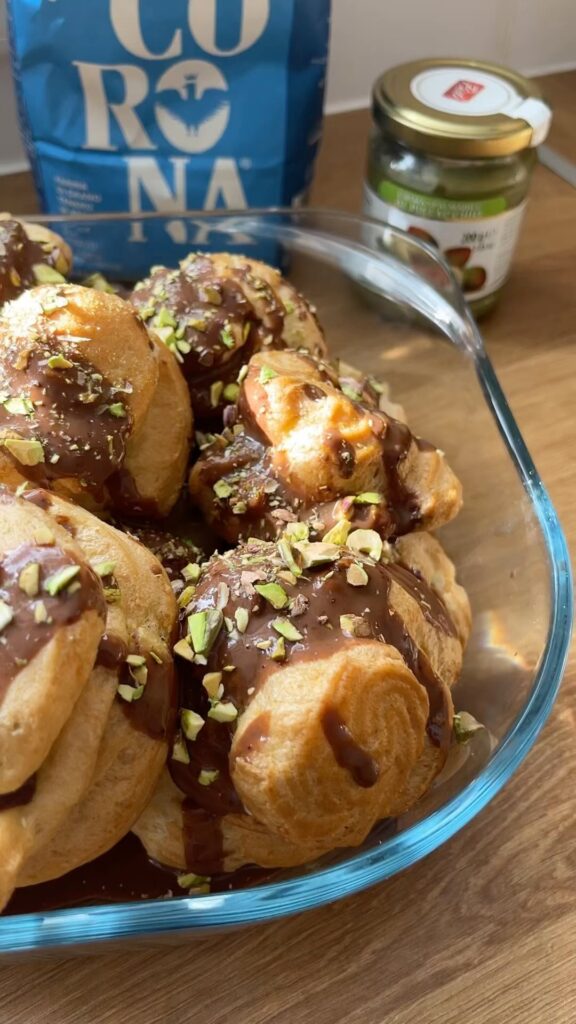 Pisztáciás profiterol