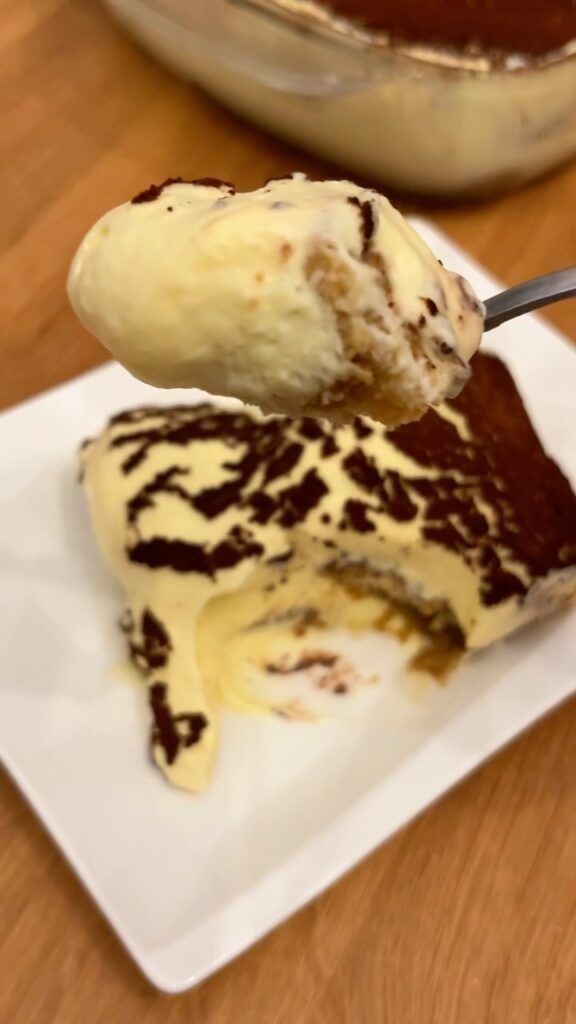 Extra krémes “biztonságos” tiramisu (hőkezelt tojással)