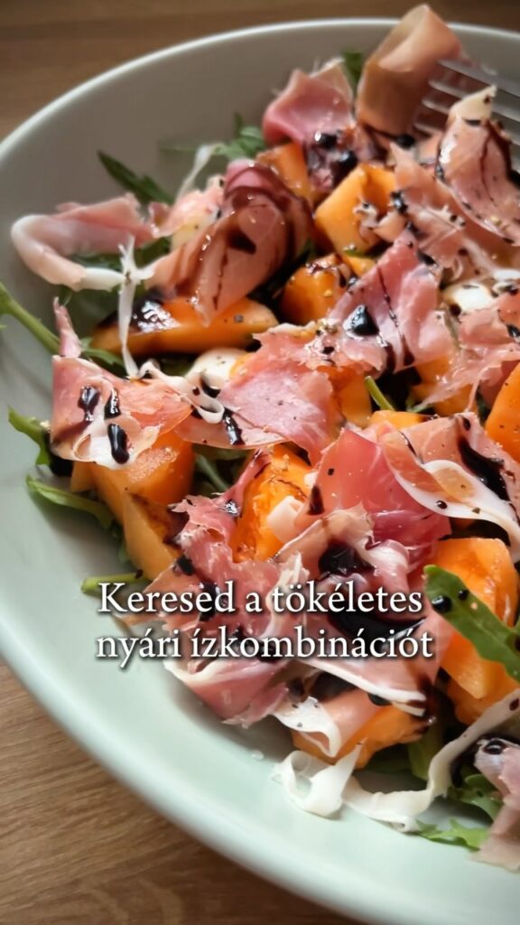 Nyári saláta sárgadinnyével, prosciuttoval és mozzarellával
