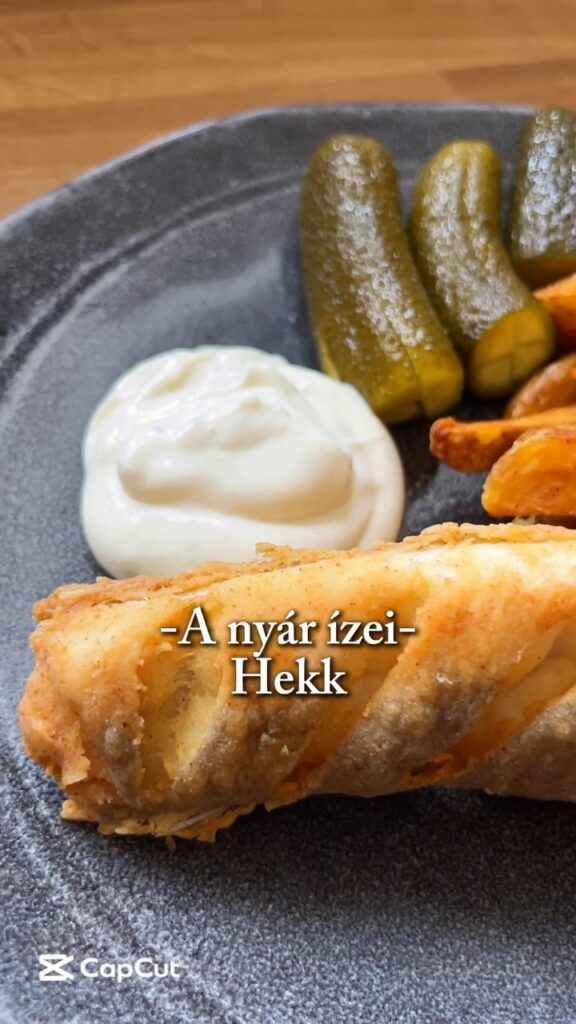 Funfact: 20 éves koromig nem ettem hekket, mert undorodtam tőle, de egy random kóstolás után beleszerettem, pont így volt a kalamarival is, amit legalább 2x eszek azóta a tengerparton mindig ❤️ Ti szeretitek a hekket?