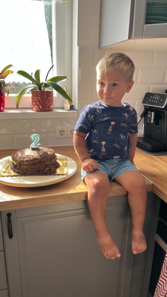 Alex 2 🎂🫶🏼❤️ Mikor telt el ennyi idő? Legutóbb még együtt izgultunk érte, ma már beszél, járkál, motorozik 🥹