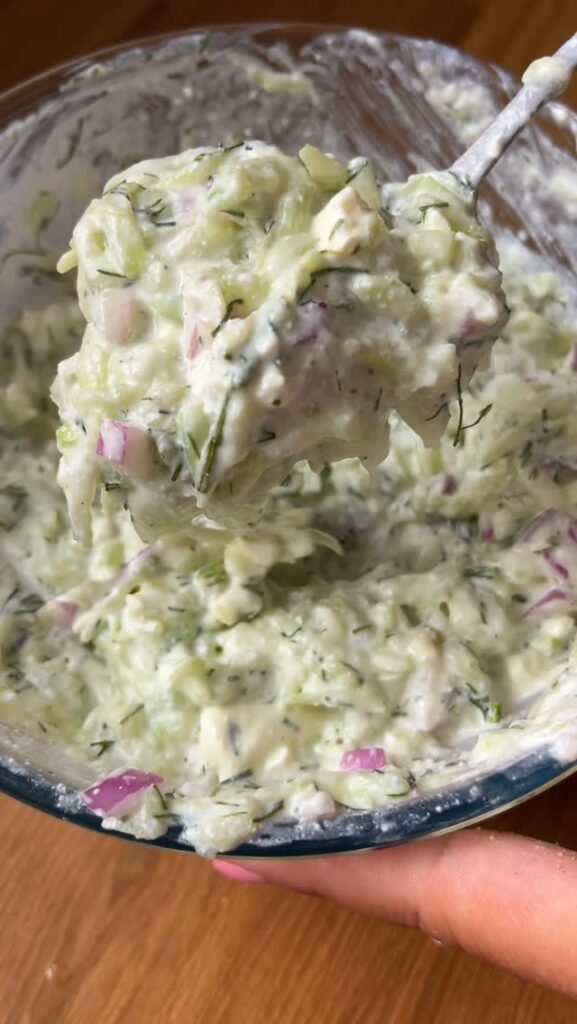 Extra tzatziki