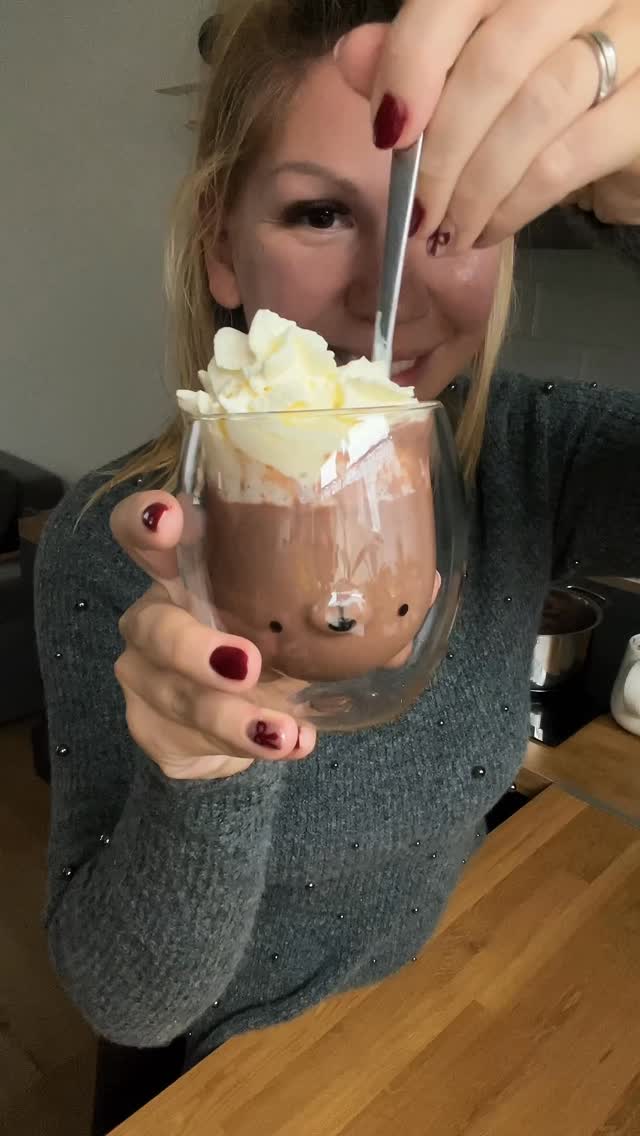 Ha örülnétek a receptnek vagy ti is így állnátok érte sorba írjatok kommentben egy 🎄-t 😁❤️