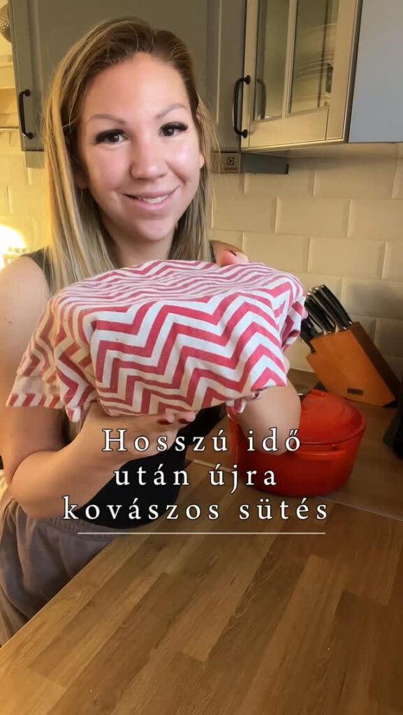 Ha szeretnétek kovásszal kapcsolatban tartalmat írjátok meg és azt is pontosan melyiknek örülétek (kovász készítés, kenyér sütés vagy minden is) ❤️
