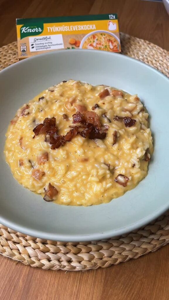 Hirdetés | Tudtad, hogy a Knorr tyúkhúsleves kocka nem csak levesek, hanem főételek ízének gazdagításához is tökéletes választás? Én most egy carbonara ízvilágú risottot készítettem belőle. ❤️