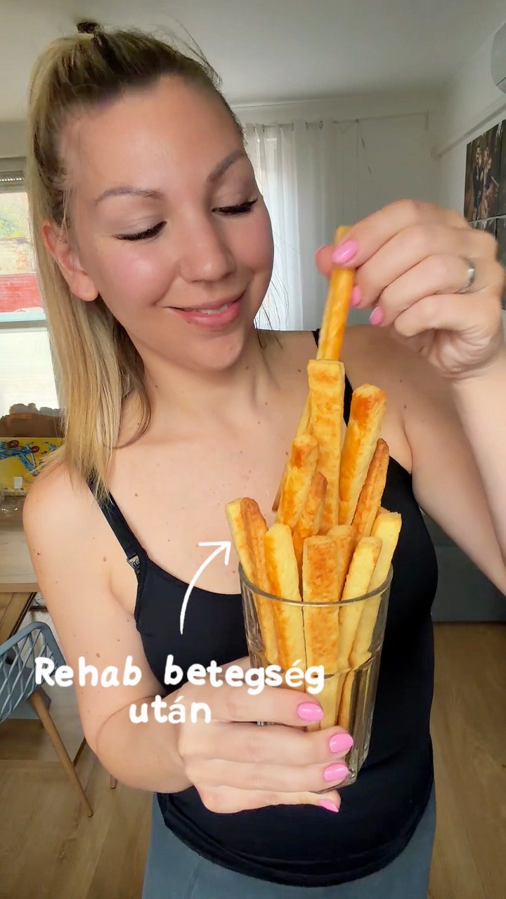 2 fogásos menü 45 perc alatt: gyors menzas paradicsomleves, sütőben sült tzatzikis csirke