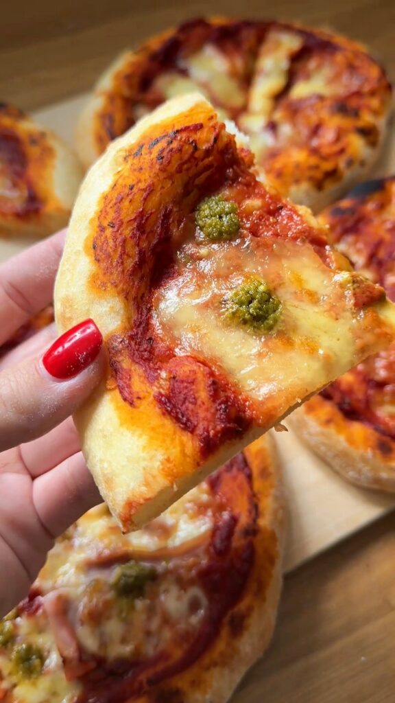 Gyúrás nélküli pizza