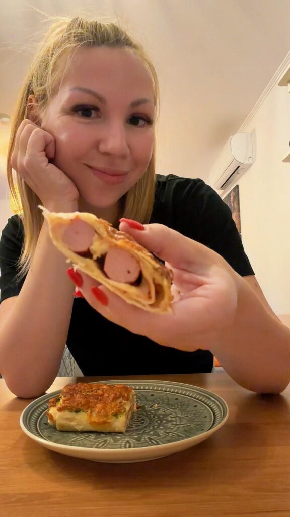 Tortilla hotdog