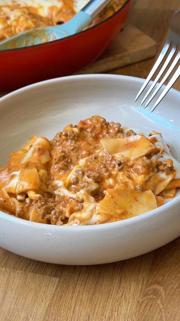 Egylábasos lasagna